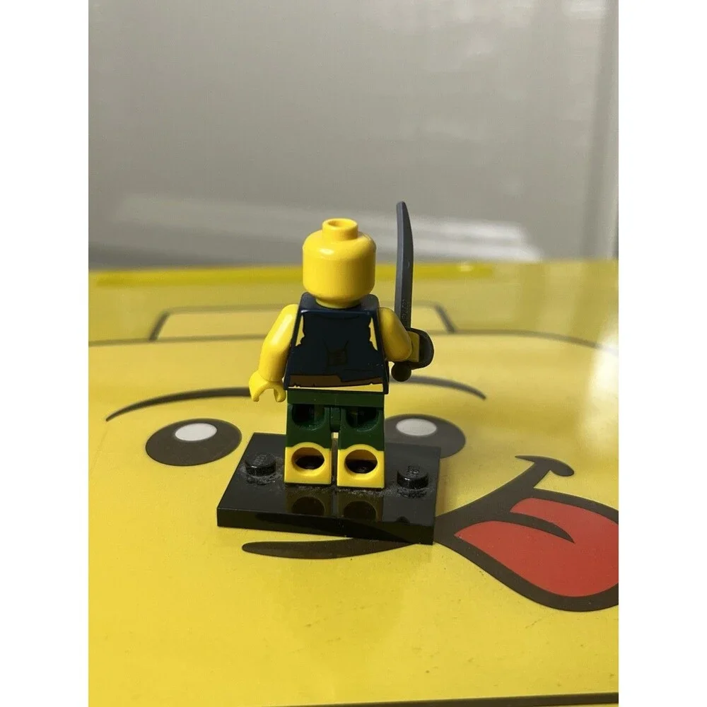 LEGO Minifigure Series 16 Scallywag Pirate